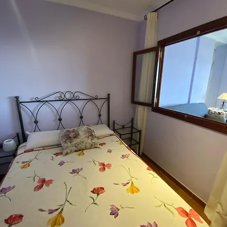 Torremolinos Apartamento 托雷莫利诺斯